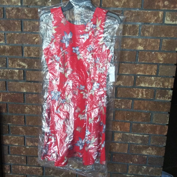 Trixxi NWT Floral Dress, Juniors Small - Picture 7 of 7
